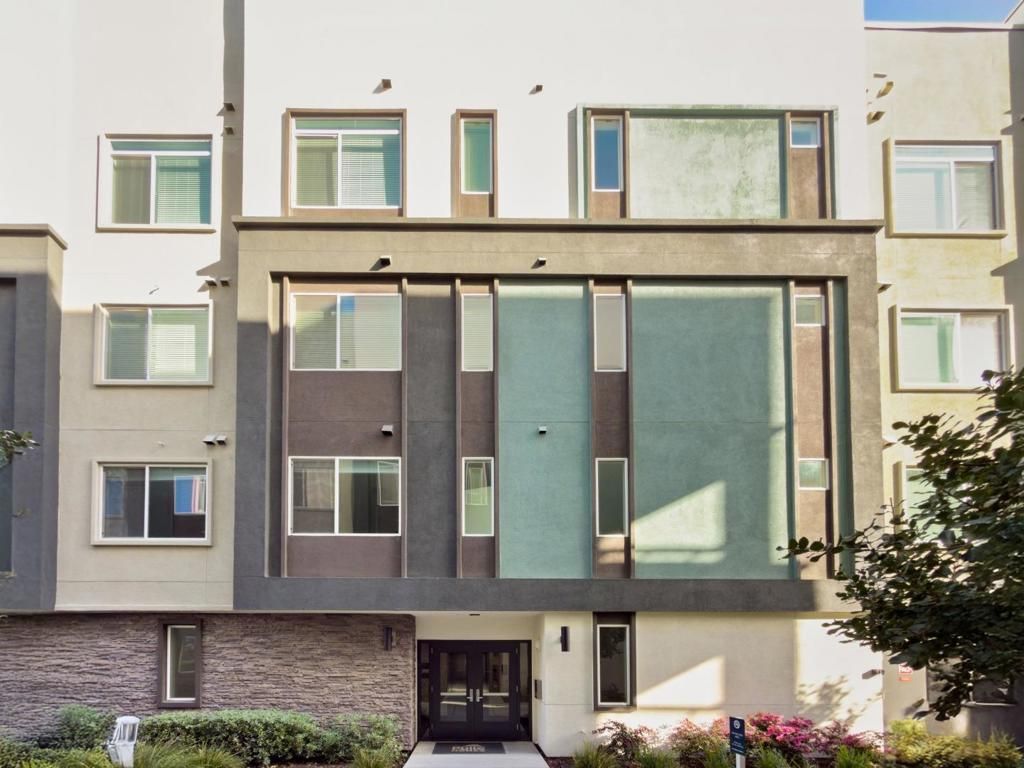 Photo of 3208 Mallard Court #201, San Jose, CA 95117 (MLS # ML82037213)