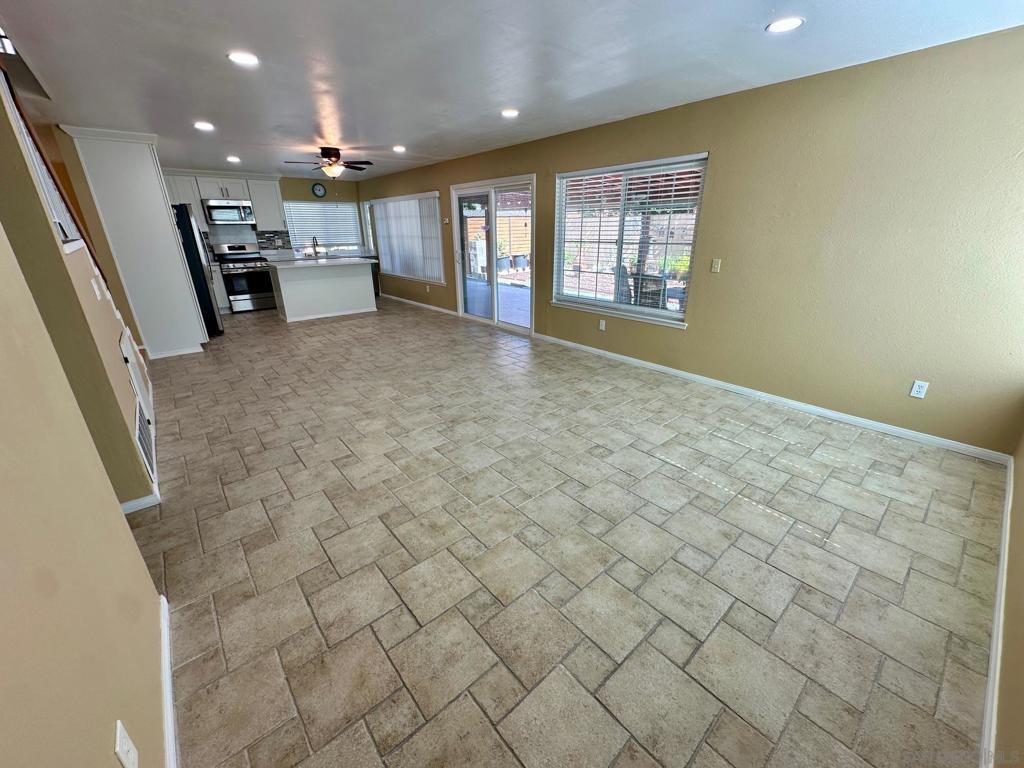Mira Mesa - Residential