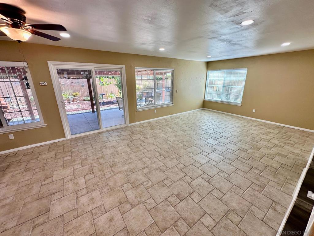 Mira Mesa - Residential