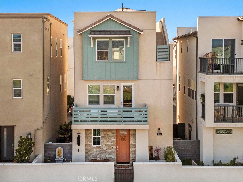 Photo of 126 Stetson St, Rancho Mission Viejo, CA 92694 (MLS # OC25250121)