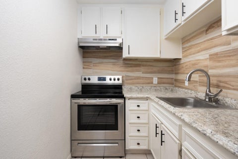 Photo of 470 N Villa Court #109, Rancho Mirage, CA 92270 (MLS # 219152398PS)