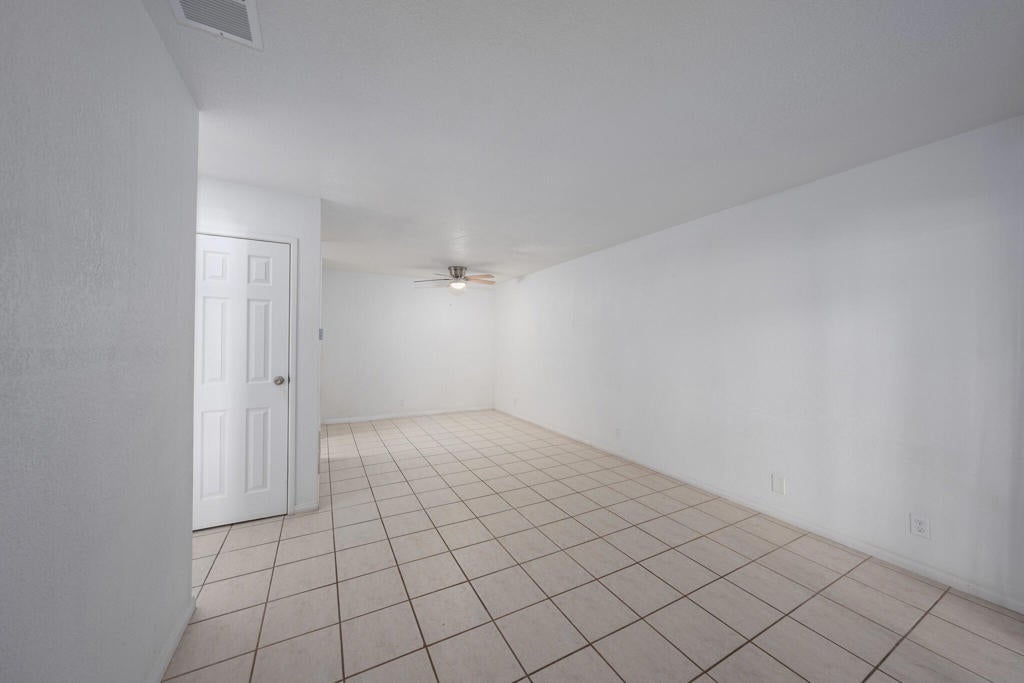 470 N Villa Court 109
