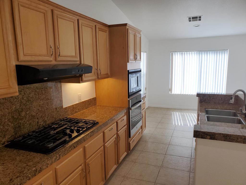 Monticello II - Residential Lease