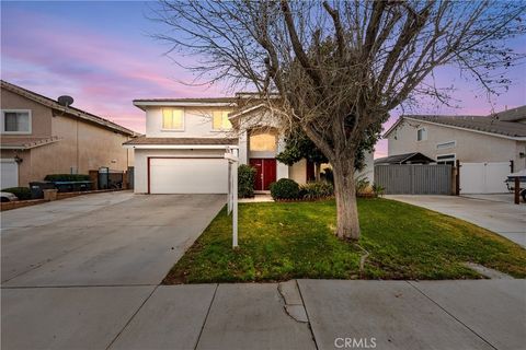 Photo of 1728 Blackberry Court, Palmdale, CA 93551 (MLS # SR26076837)