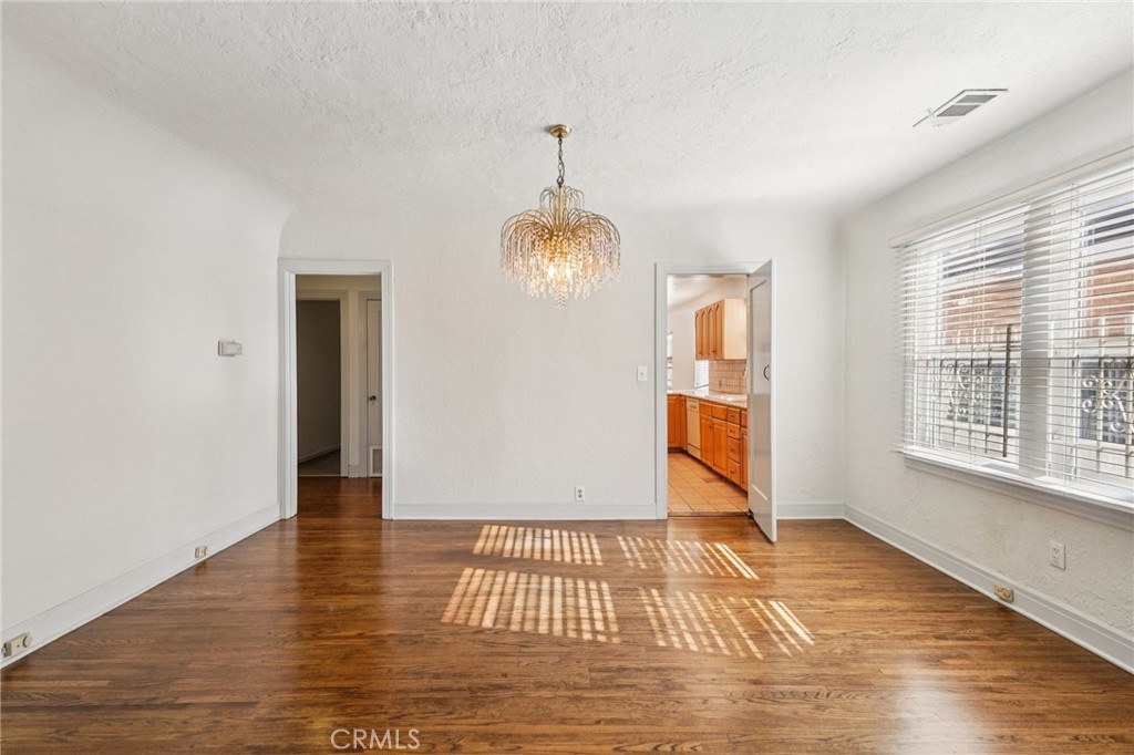 6608 Arlington Avenue