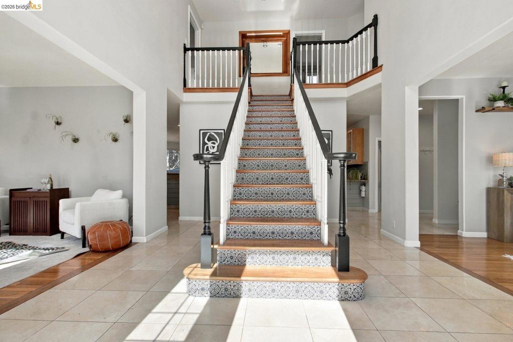 2223 Rancho Rd