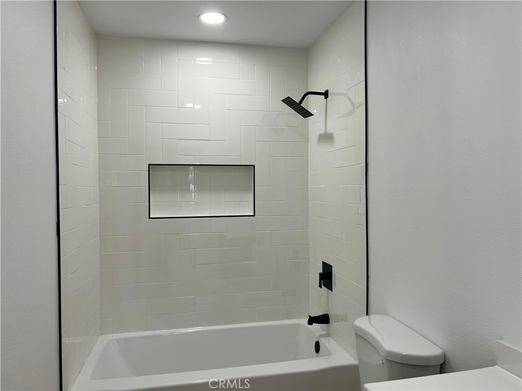 26790 Oakmont