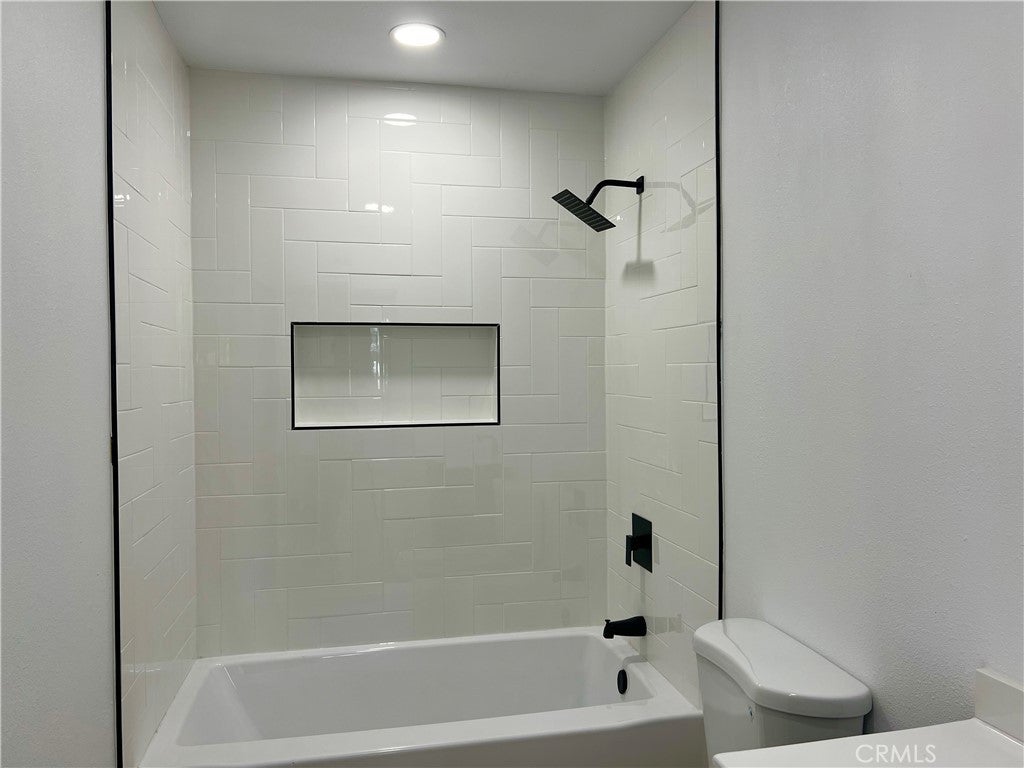 26790 Oakmont