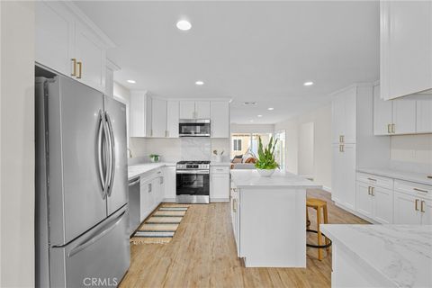 Photo of 18725 Covello, Reseda, CA 91335 (MLS # PF26052343)