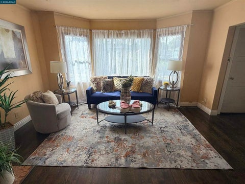 Photo of 1712 E 21st ST, Oakland, CA 94603 (MLS # 41150184)