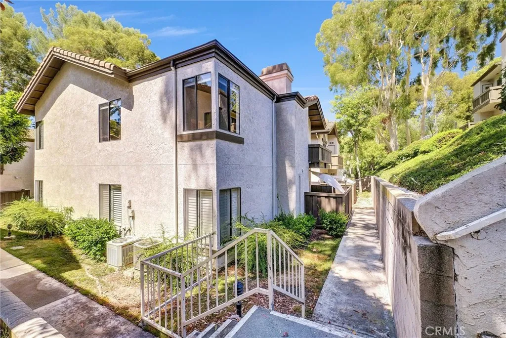 Diamond Bar, California 91765, United States, 2 Bedrooms Bedrooms, ,2 BathroomsBathrooms,Residential,Active,183079