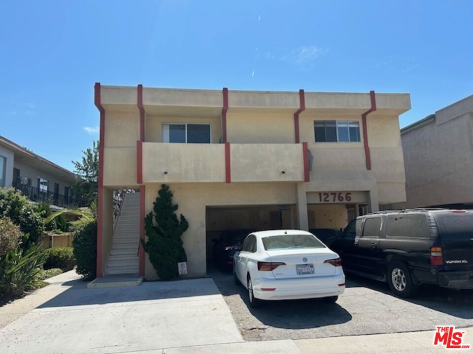 Welcome to 12766 Pacific Ave., located in the beautiful Mar Vista community. This light and bright one bedroom unit has its own private balcony and assigned parking space. This front, upper unit won't last long. Call today to request a showing. Laundry on site. No pets, now smoking. Unit square footage is an estimate of size.