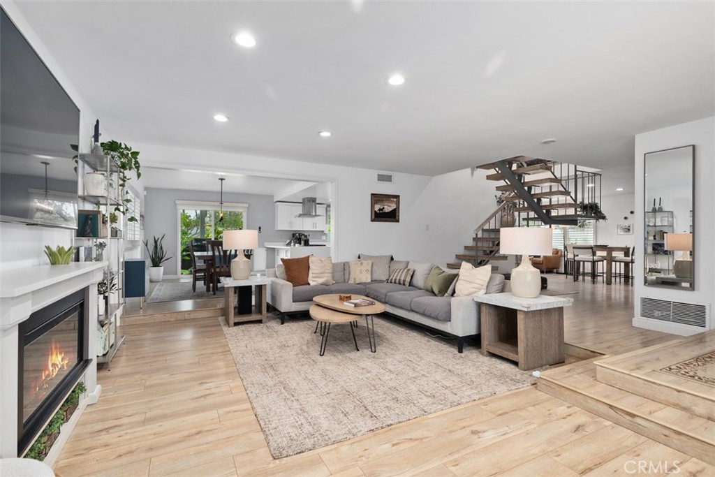 Tustin - Residential Lease