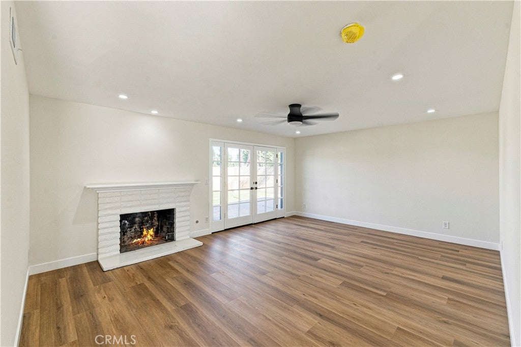 310 N Swidler