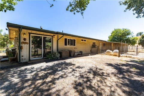 Tiny photo for 4750 Santa Margarita Lake RD, Santa Margarita, CA 93453 (MLS # SC26152585)