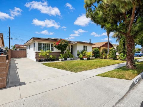 Photo of 15527 Wheatstone AVE, Norwalk, CA 90650 (MLS # DW26144526)
