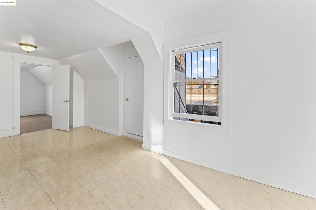 ALAMEDA COUNTY - Residential Income