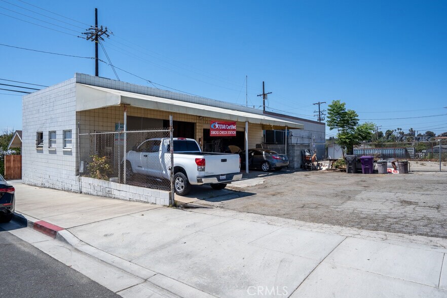 3061 Long Beach
