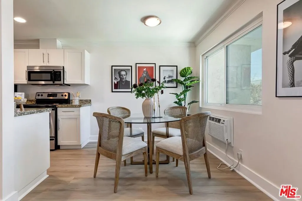 Los Angeles, California 90064, United States, 1 Bedroom Bedrooms, ,1 BathroomBathrooms,Residential,Active,179868