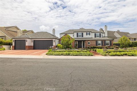 Photo of 25402 Gallup Circle, Laguna Hills, CA 92653 (MLS # OC26096549)