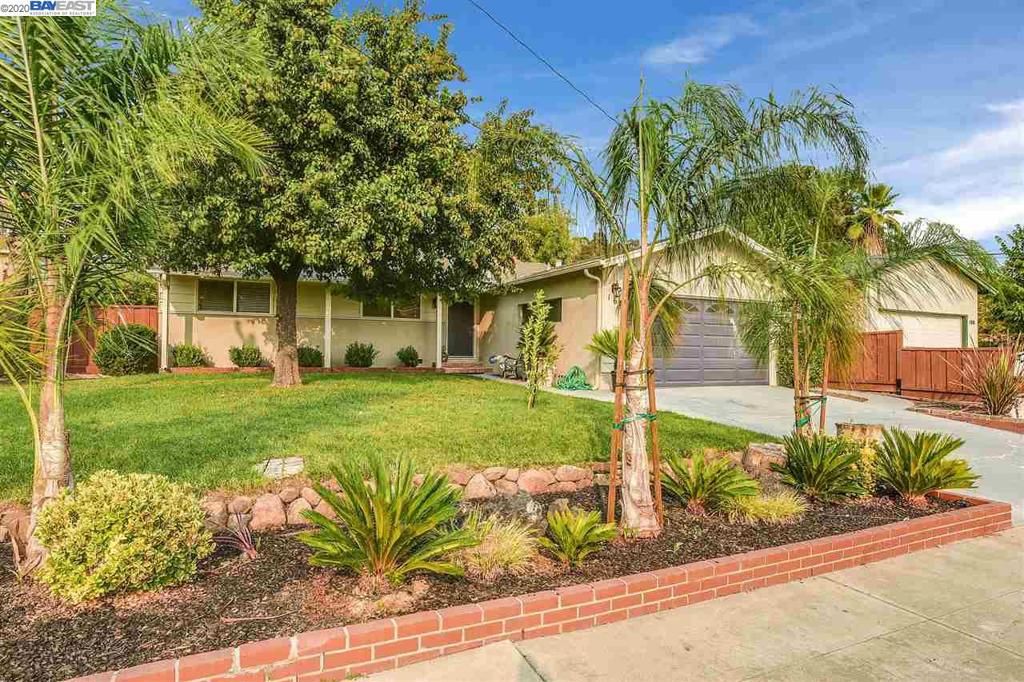 listing image 130729583761092128025