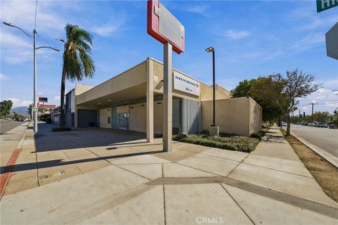 Photo of 245 E Highland AVE, San Bernardino, CA 92404 (MLS # DW26227034)