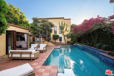 Photo of 2223 Cloverfield Boulevard, Santa Monica, CA 90405 (MLS # 26662703)