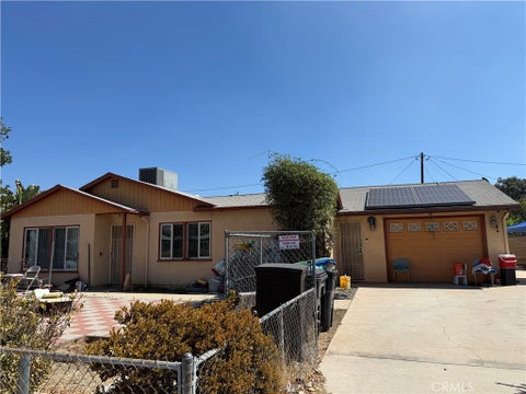 Photo of 12846 Indian ST, Moreno Valley, CA 92553 (MLS # DW26206342)