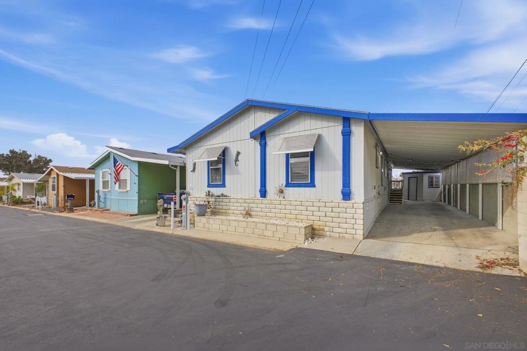 450 E Bradley Ave 151