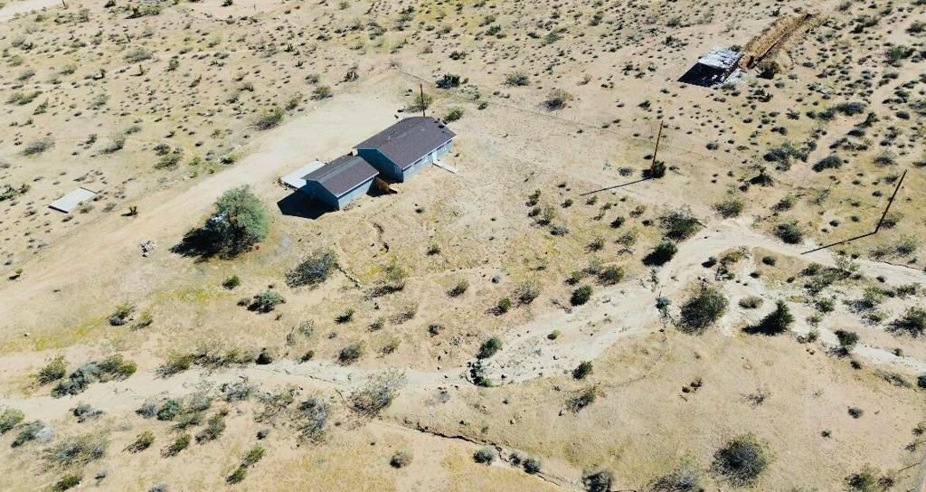 Photo of 1863 Cypress Lane, Landers, CA 92285 (MLS # 219136968DA)