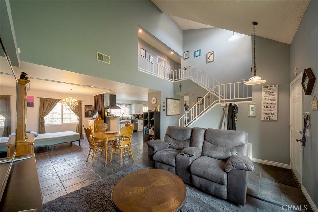954 W 59th