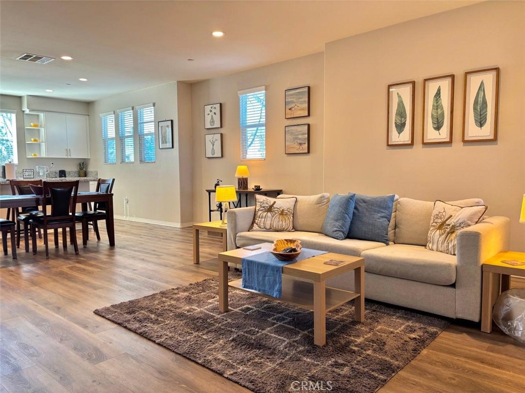 120 S Pacific  Ave 34