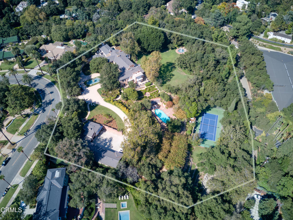 1220 Hillcrest Avenue