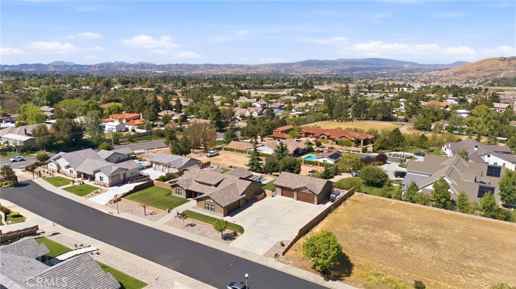 Yucaipa, California, 92399, United States, 3 Bedrooms Bedrooms, ,3 BathroomsBathrooms,Residential,Active,2042758