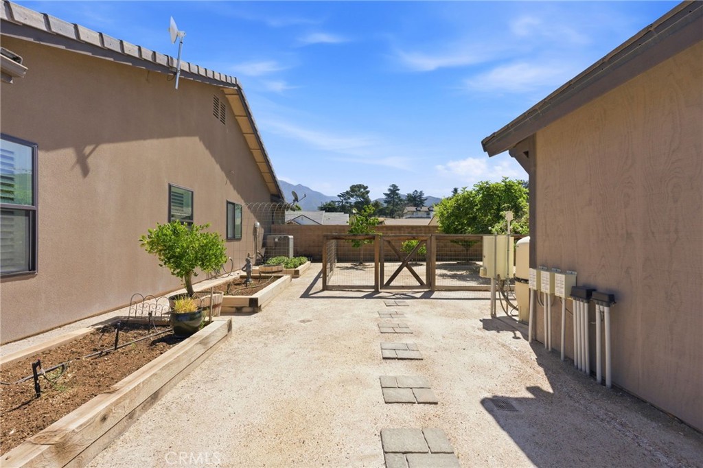 Yucaipa, California, 92399, United States, 3 Bedrooms Bedrooms, ,3 BathroomsBathrooms,Residential,Active,2042758