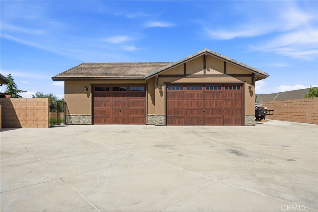 Yucaipa, California, 92399, United States, 3 Bedrooms Bedrooms, ,3 BathroomsBathrooms,Residential,Active,2042758