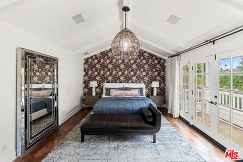 Tiny photo for 529 N Kenter Avenue, Los Angeles, CA 90049 (MLS # 26991975)
