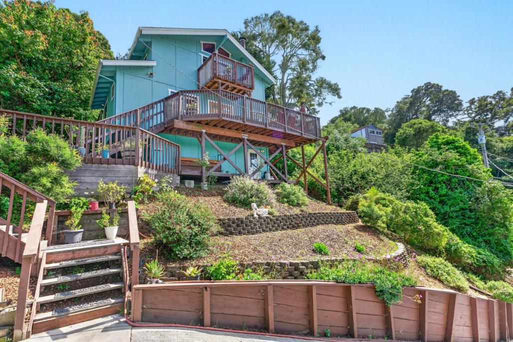 630 Encino DR