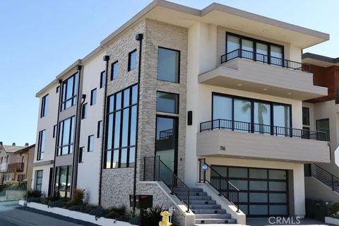 Photo of 116 W Channel Islands Boulevard, Oxnard, CA 93035 (MLS # OC25130216) Photo of 116 W Channel Islands Boulevard, Oxnard, CA 93035 (MLS # OC25130216)