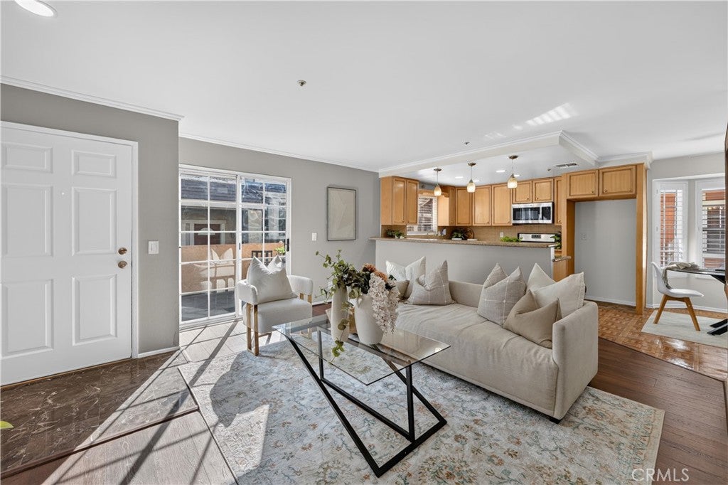 323 Genoa St ST A, Monrovia CA 91016