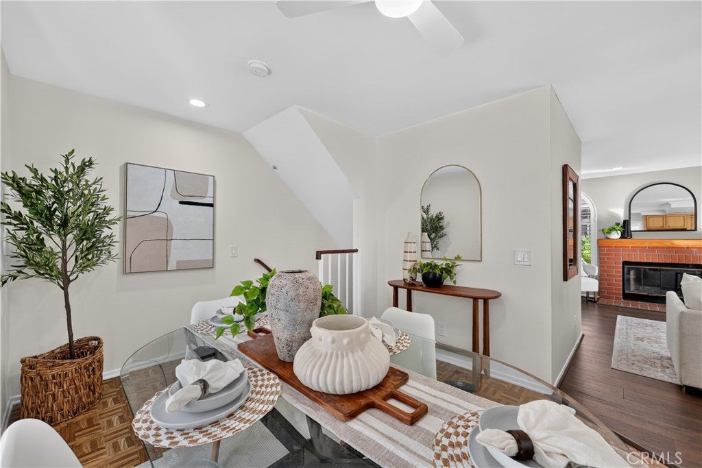 323 Genoa St A