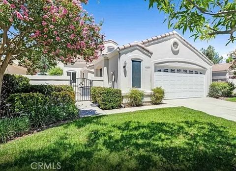 40295 Via Francisco Murrieta CA 92562