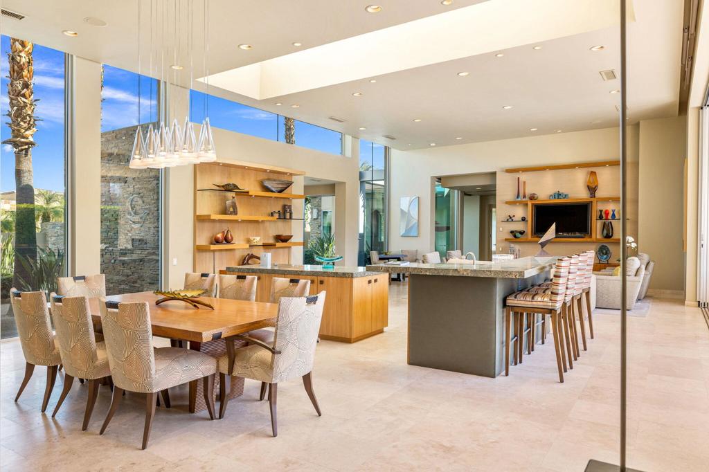28 Sun Ridge Circle