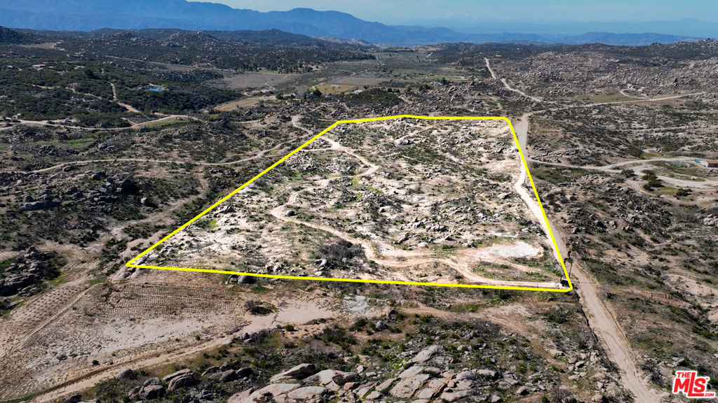51919 TULE PEAK Road