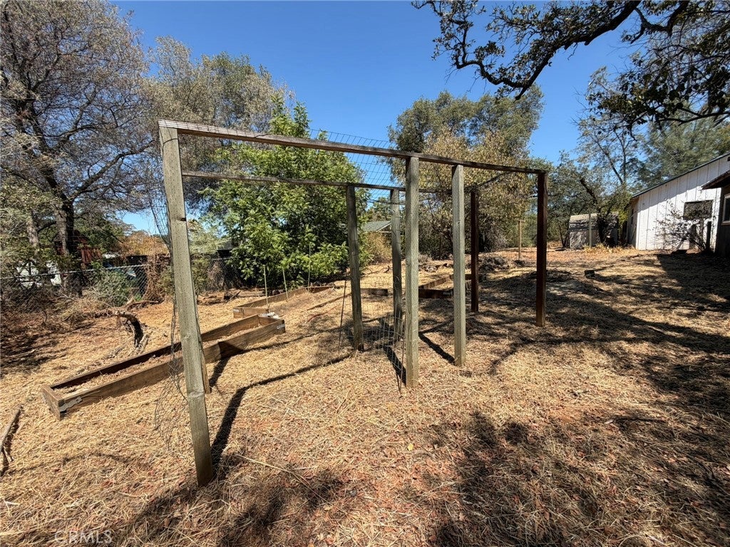 86 Skyline Boulevard