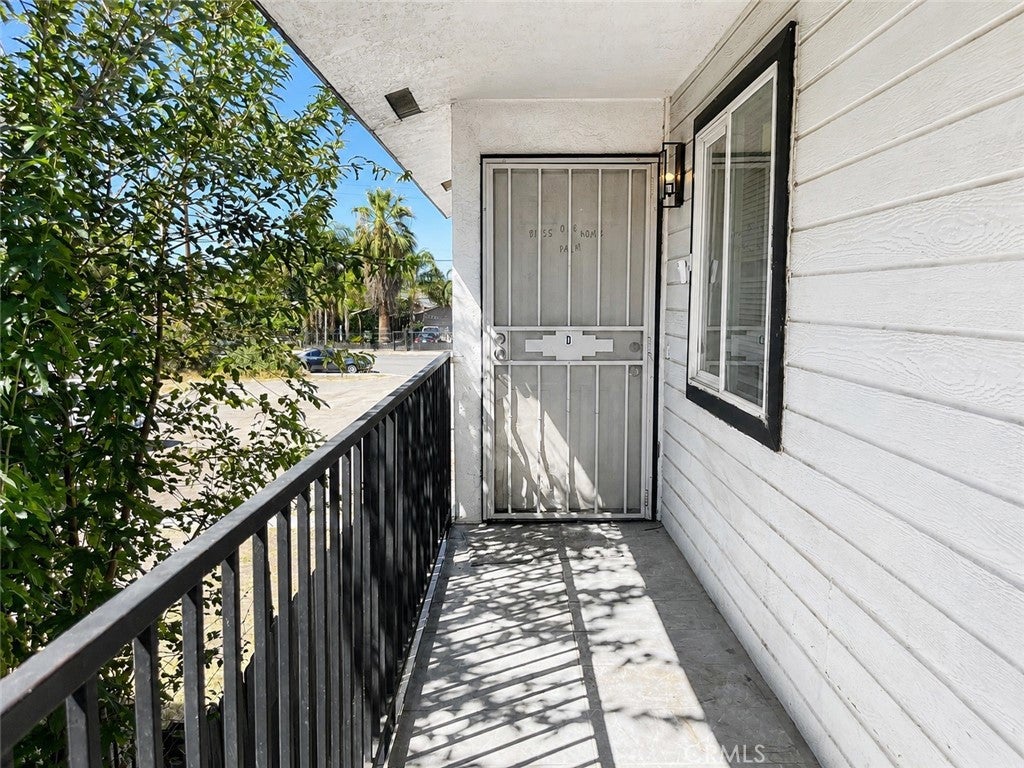 1316 E California