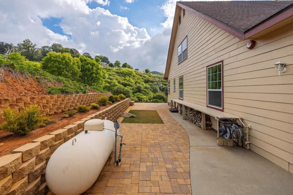 listing image 130725508078375745784