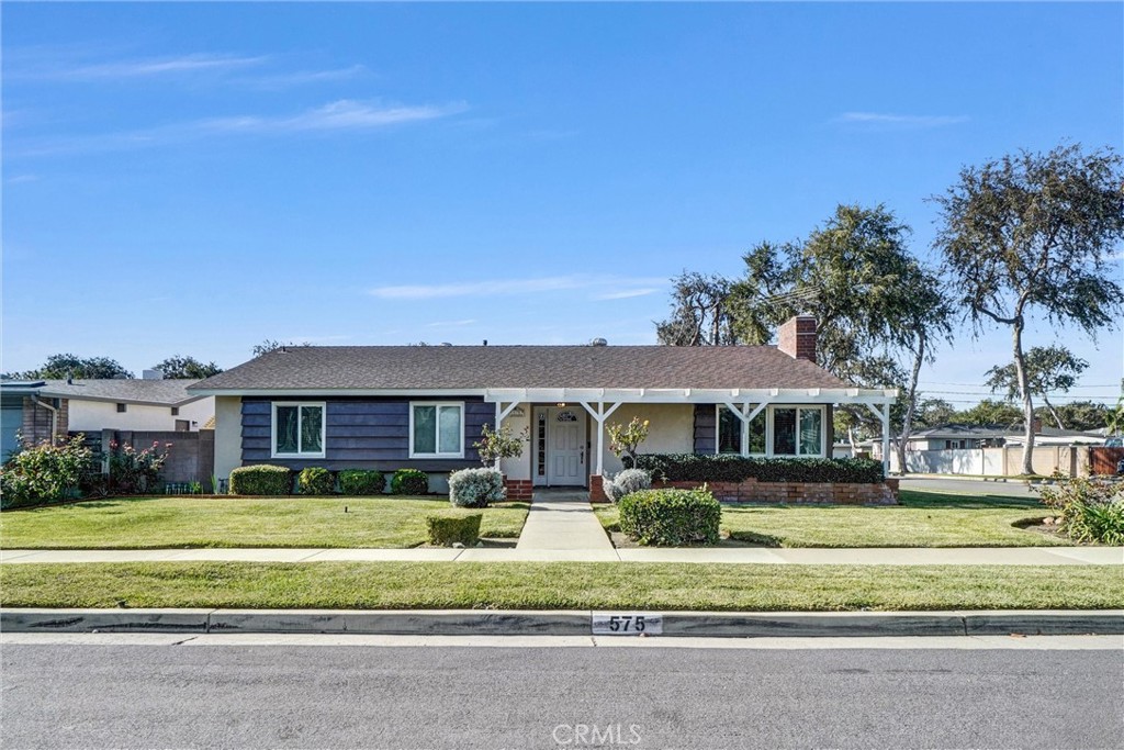 575 N Lincoln Avenue