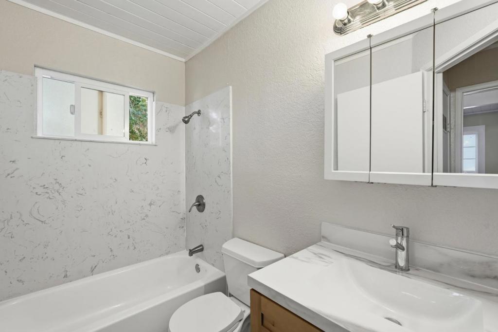 240 DUBOCE Avenue