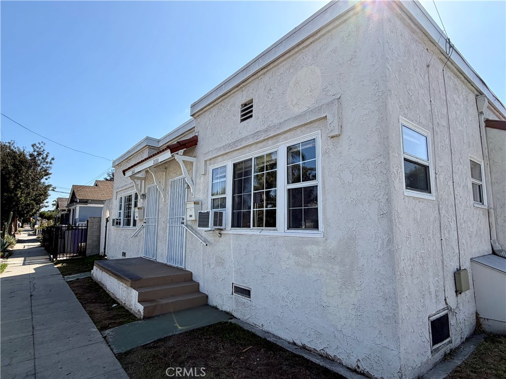 2600 E 14th Street